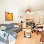 Guestrady - Almirante Reis Lisboa