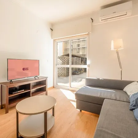 Guestrady - Almirante Reis Apartmán *