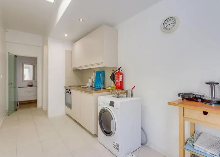 Guestrady - Almirante Reis Apartament *