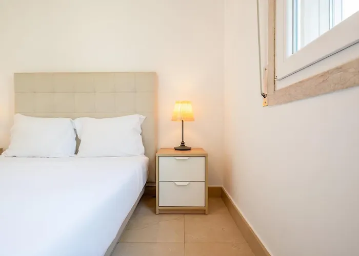 Guestrady - Almirante Reis