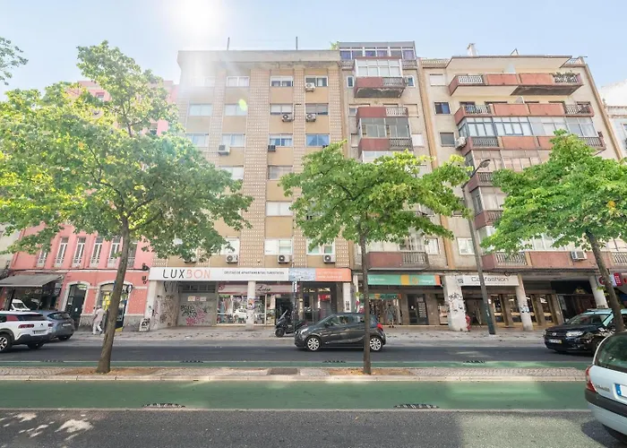 Guestrady - Almirante Reis *