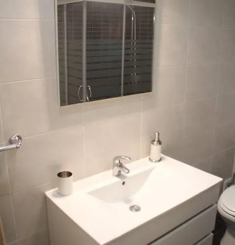 Guestrady - Almirante Reis