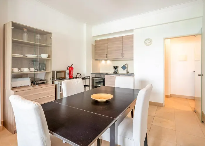 Apartment Guestrady - Almirante Reis *
